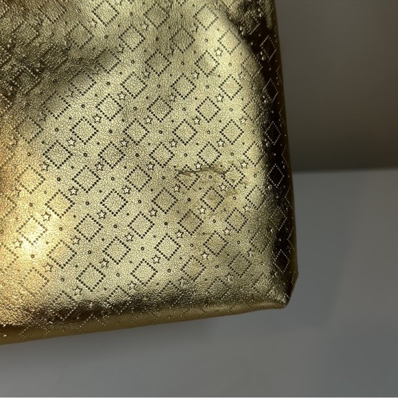 YSL Beaute Gold Makeup Bag - Picture 4 of 11